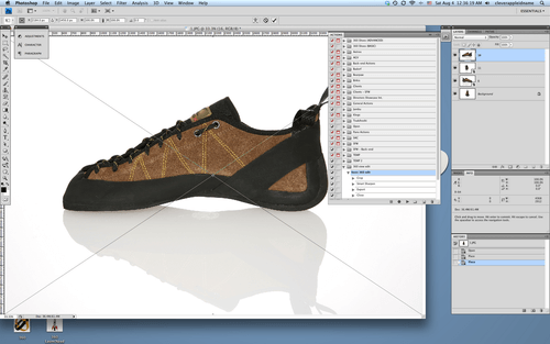 270 degree image of shoe